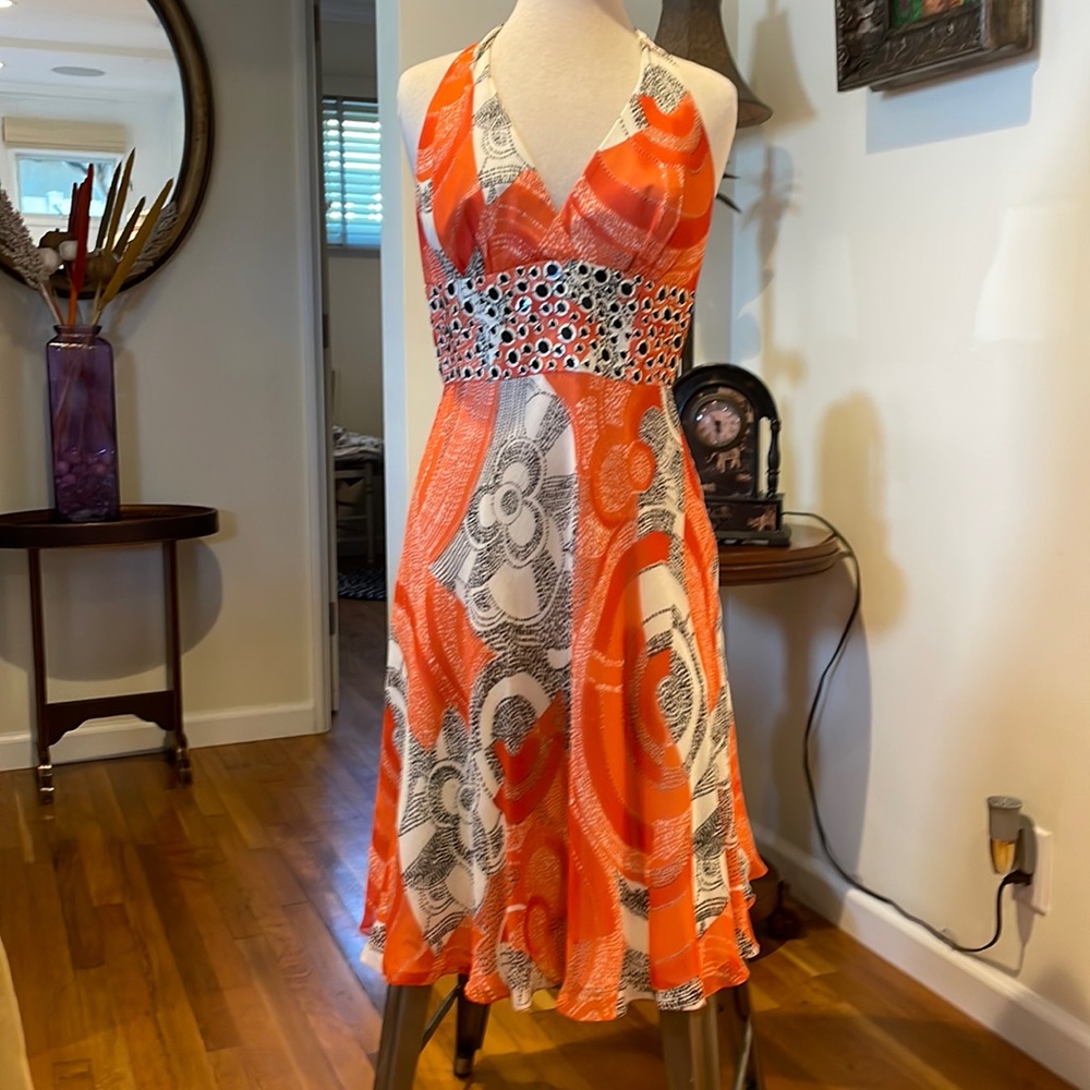 Carmen Marc Valvo, CMV Size 8 halter dress just above the knee fluid fully lined